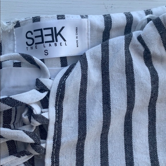 LF striped short with zipper and front tie - Picture 2 of 4